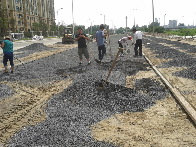 丹阳恒大名都混凝土停车场
